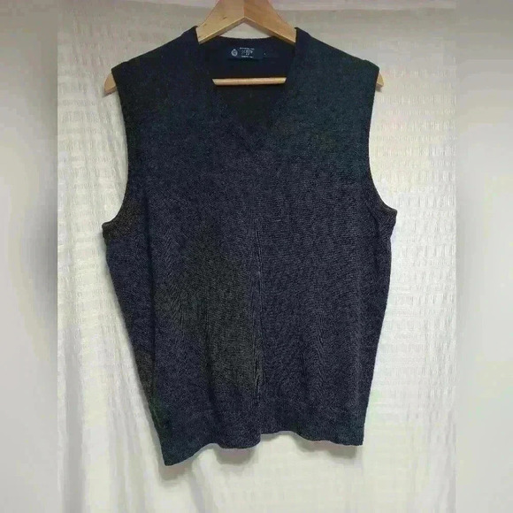 J. Crew Other - J.Crew V neck 💯 Merino Wool Sweater Vest.  Men's size L